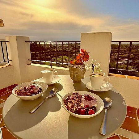 Готель Calm Escape Сан-Педро-де-Алькантара Екстер'єр фото